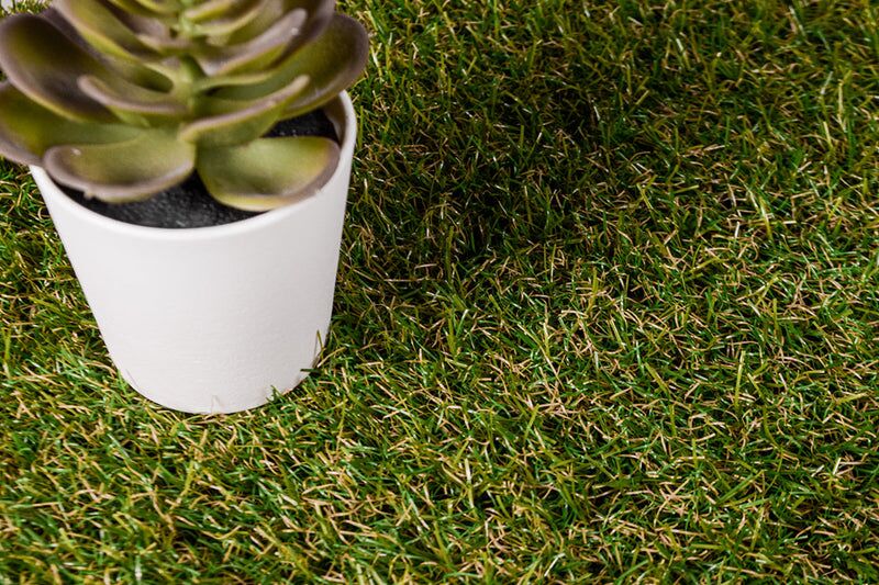 Lunar 20mm Artificial Grass - Image 11 of 19