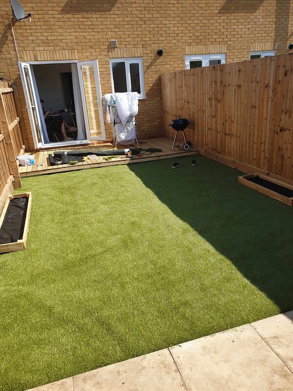 Lunar 20mm Artificial Grass - Image 19 of 19