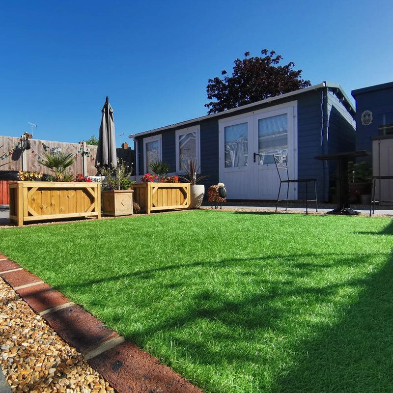 Maplespring 30mm Artificial Grass - Image 6 of 9