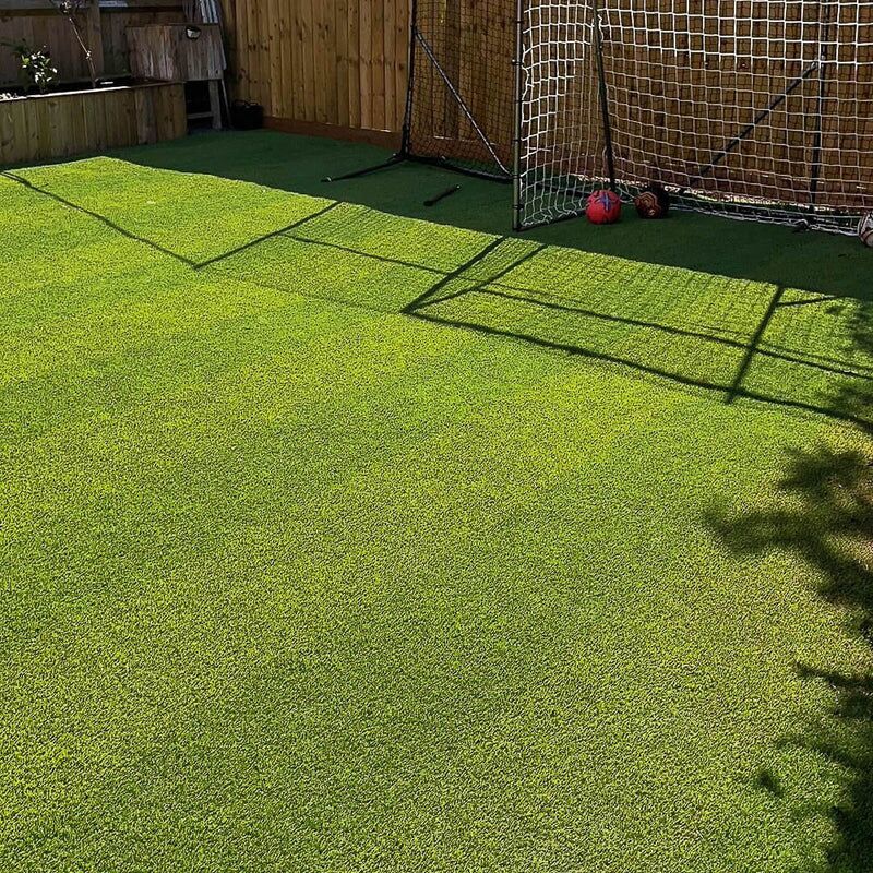 Wembley Striped 30mm Artificial Grass - Image 6 of 12